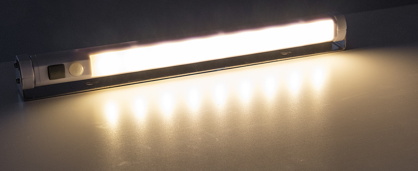 9 SMD LEDs Batteriebetrieb LED-Unterbauleuchte mit Bewegungsmelder 